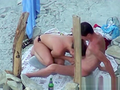 Avec Les Beaux Jours Direction La Plage....