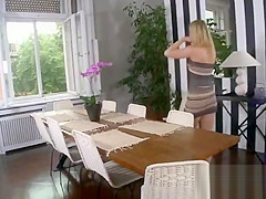 Glamorous babe is flaunting her widen pink muff in close up