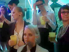 Admirable stunners blow schlong and have a fun nailing and group sex