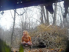 Honeys peeing outdoor