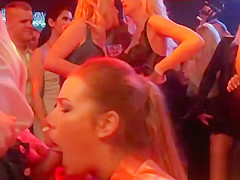 Sultry stunners give fellatio and have a fun screwing and groupsex