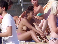 Cute Swarthy Hotty Topless Outdoors On UK Bournemouth Beach '16