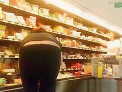 Bulky NON STRIPPED Gals in Public