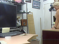 Real pawnshop dilettante cocksucking in store