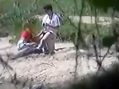 Outdoor oral-sex episode - voyeur