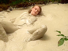 Natalia's mud spa arousal