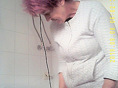 voyeur on throne room