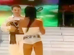 Croatia butt dancers