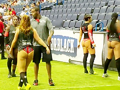 Girls warmup for some ball