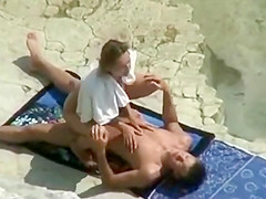 Voyeur caught a shy gal riding a wang