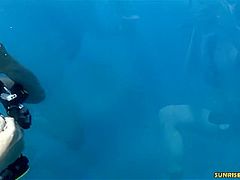 Sabine Mallory Receives Screwed In The Sea