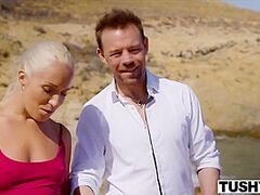 Golden-Haired Hotty Is Gaped In Paradise Outdoors On The Beach - Xozilla Porn