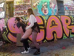 Hotty Student Drilled Her Boyfriend At The Bottom Of A Pool