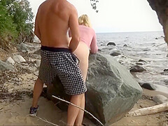 Screwed A Boy-Friend Traveler On The Coast