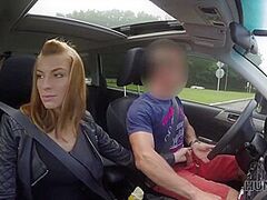 Fortunate Stud Successfully Picked Up Curvy Hotty For Admirable Quickie