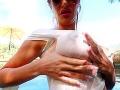 Recent Curvaceous Cutie - FTVMILFs