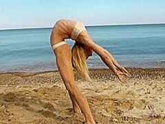 Supple Games In The Sand - Watch4Fetish