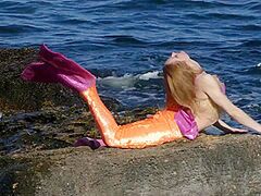 Hawt Mermaid - Watch4Fetish