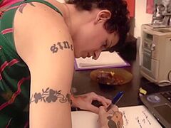 Jully Delarge And Dread Sexy - Em Sua Primeira Cena Lesbica Com 11 Min