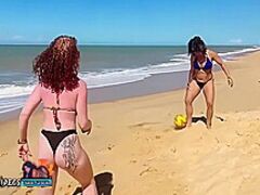 Perdemos A Buceta E Boquete No Futebol Para Um Homen Que Apareceu Do Nada Na Praia - Trisal - Trio - Fudedordebuceta2017 E Lorrany Exotica 11 Min