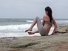 Yoga Sweetheart On The Beach 7 Min