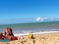 Perdemos A Buceta E Boquete No Futebol Para Um Homen Que Apareceu Do Nada Na Praia - Trisal - Trio - Fudedordebuceta2017 E Lorrany Exotica 11 Min