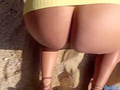 Bigass n bigtits POV playgirl public screwed outdoor on beach