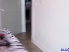 Melanie, Mother I'd Like To Fuck Chaude, Veut Une Bonne Bite Pour Baiser Devant Son Mari 15 Min