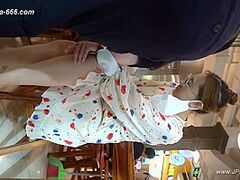 peeping chinese non-professional upskirt.123