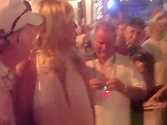 Riding Sex-Toy Machine