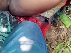 Randi Usha Bhabhi Ne Apne Guy Ally Ko Jungle Me Bulake Bahut Mast Chudwati H Sali Randi Bhabhi