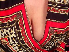 Teasing CFNM voyeur mother I'd like to fuck waits for cum of her wanker