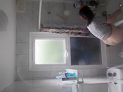 Preggo wife washing her slit