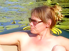 Avid non-professional Softcore, Honeys xxx scene