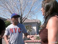 Playing Pick-Up Ball With Raylene With Raylene - Brazzers