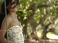 Swinging Breeze - Kloyali