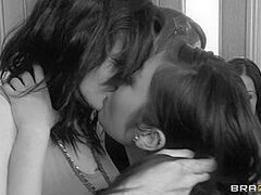 College Madness With James Deen, Kendra Longing - Brazzers