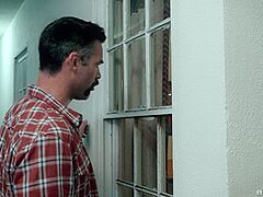 Zz Motel: Dicking The Drifter With Charles Dera, Kleio Valentien - Brazzers