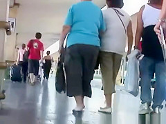 Hawt hot blond jeans petticoat upskirt