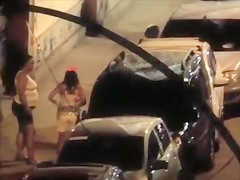 Hole betwixt the cars is a flawless place to take a pee!