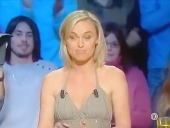 Celebrated blond and her cute milk sacks