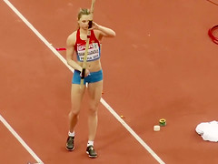 Pole vaulter with a admirable wazoo competes in an event