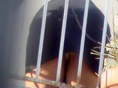 Looking below my neighbour's petticoat