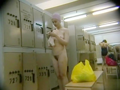 Filming her small body in the locker room