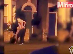 Noisy street sex of the slutty French pair