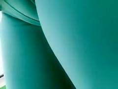 Cameltoe muff in extraordinary close up