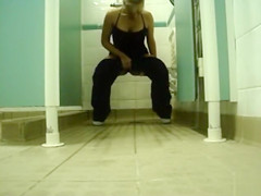 This Babe couldn’t hold it back anymore