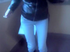 Girlfriend pees in her jeans in the stairwell