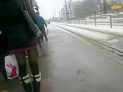Public Shlong Flashing Movie and Hawt Legs of Woman