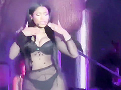 Butt shaking rapper and her dancers